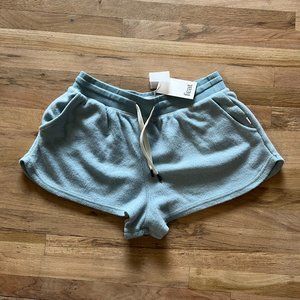 NWT Women's Feat Clothing Blanketblend Move Shorts